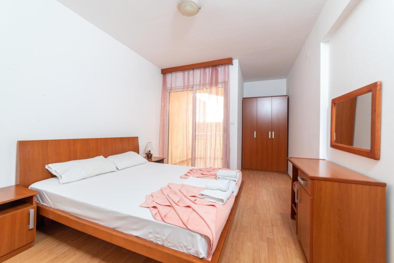 Apartmani Jovan Budva Exteriör bild