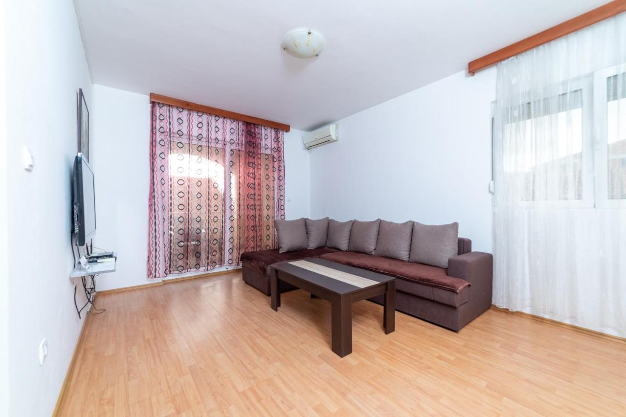 Apartmani Jovan Budva Exteriör bild