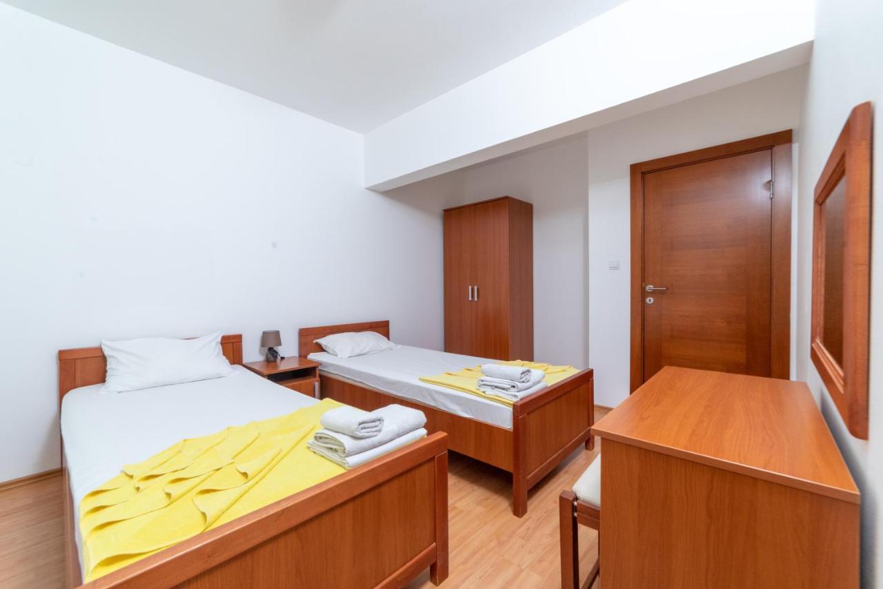 Apartmani Jovan Budva Exteriör bild