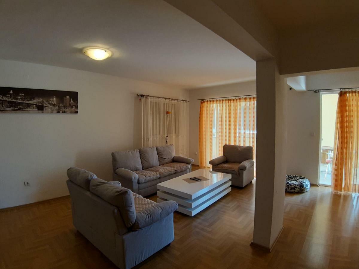 Apartmani Jovan Budva Exteriör bild