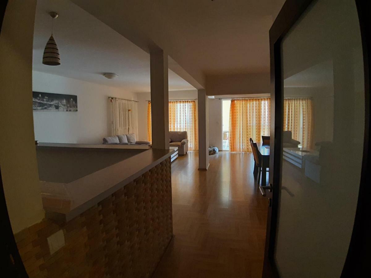 Apartmani Jovan Budva Exteriör bild