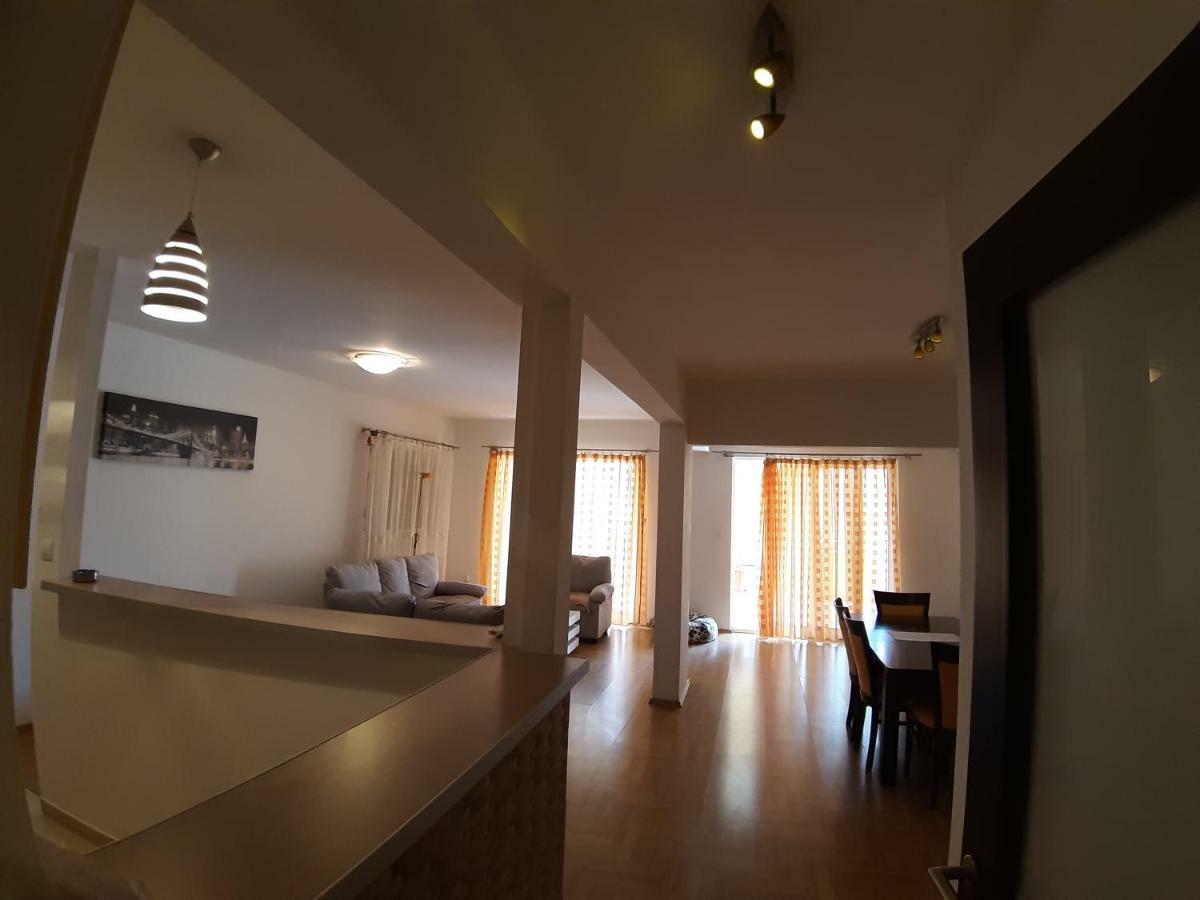 Apartmani Jovan Budva Exteriör bild