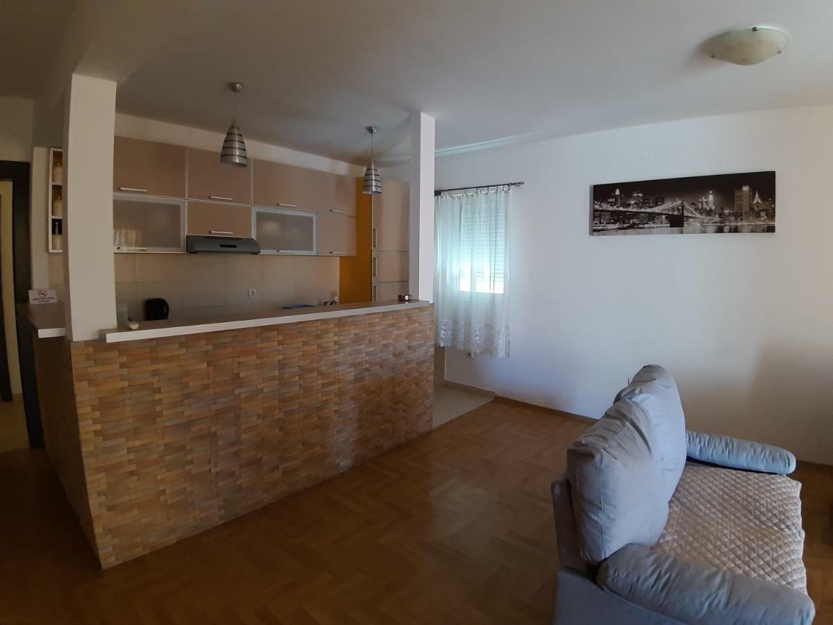 Apartmani Jovan Budva Exteriör bild